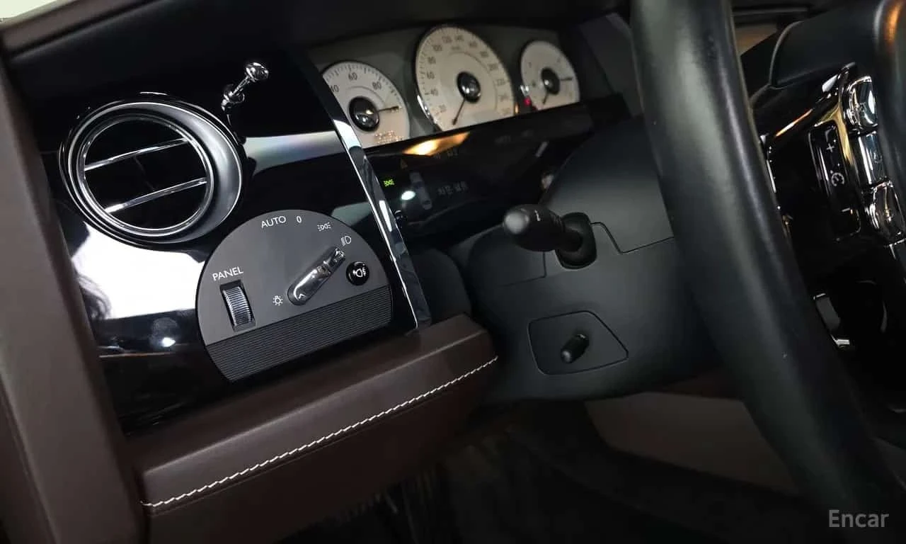 Rolls-Royce Ghost 6.6 EWB V12 |  ЦЕНА ДО БЪЛГАРИЯ, снимка 13 - Автомобили и джипове - 56213650