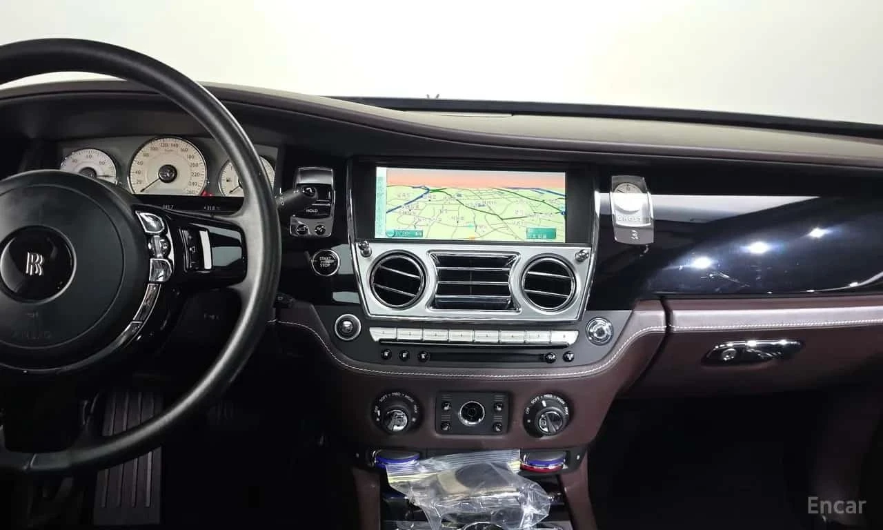 Rolls-Royce Ghost 6.6 EWB V12 |  ЦЕНА ДО БЪЛГАРИЯ, снимка 15 - Автомобили и джипове - 56213650