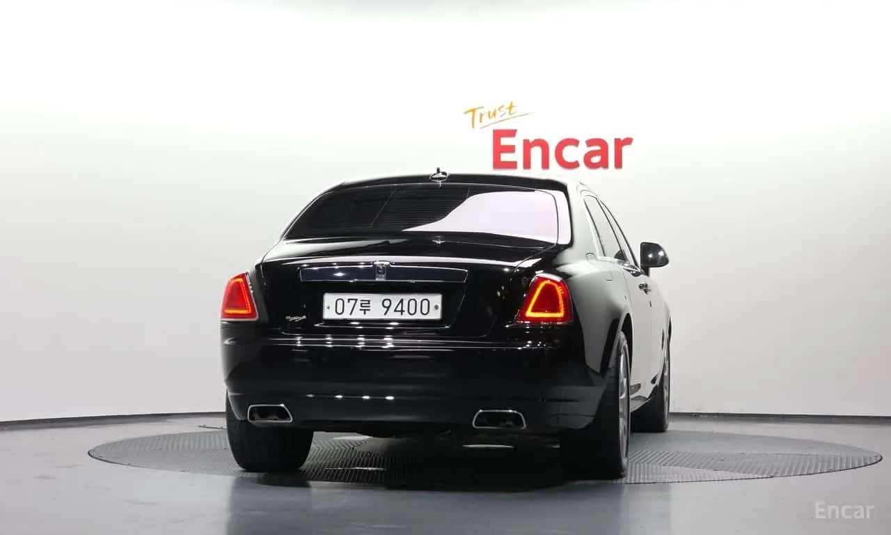 Rolls-Royce Ghost 6.6 EWB V12 |  ЦЕНА ДО БЪЛГАРИЯ, снимка 4 - Автомобили и джипове - 56213650