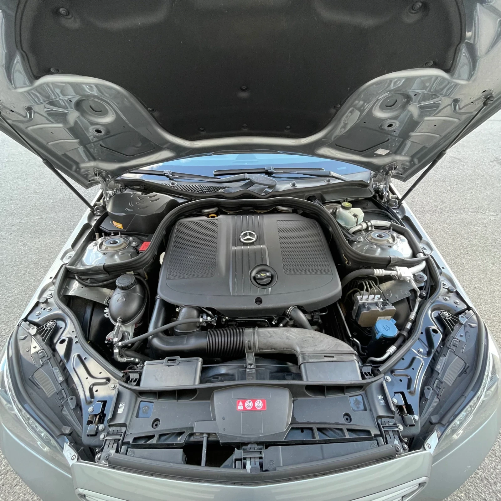 Mercedes-Benz E 200 CDI Facelift, снимка 7 - Автомобили и джипове - 56247586