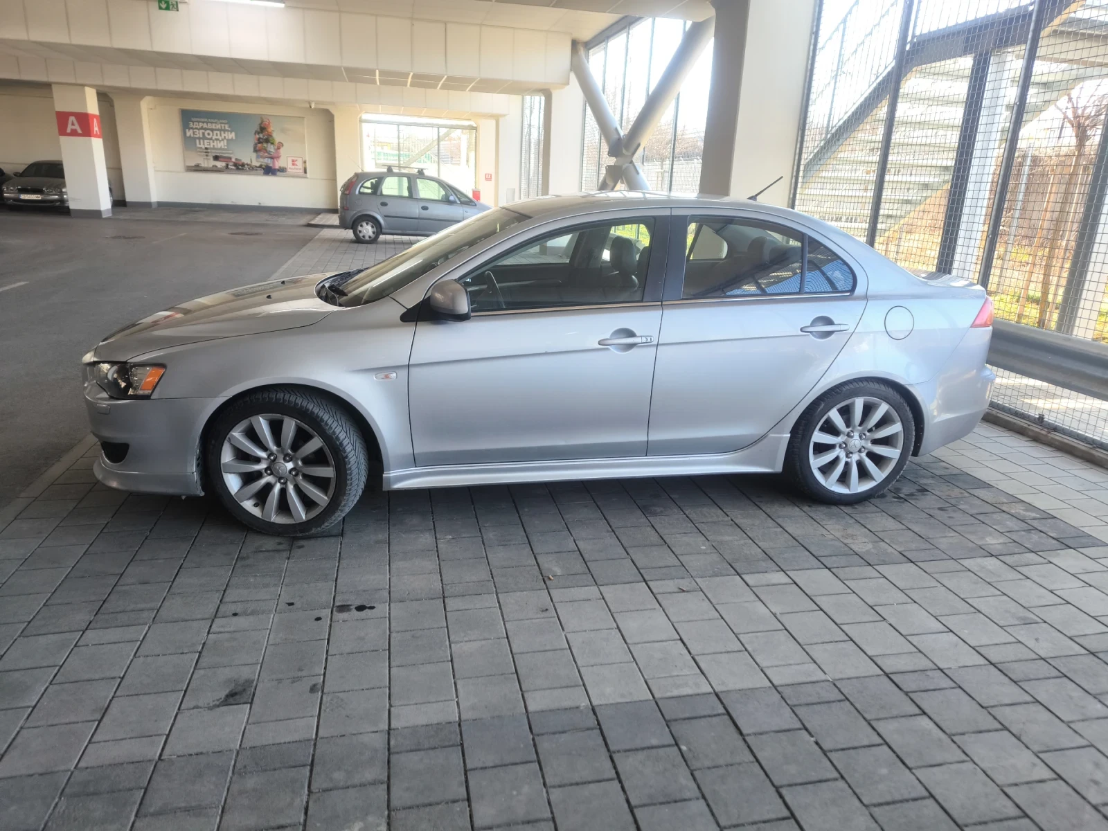 Mitsubishi Lancer