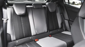 Opel Mokka e-Elegance 50 kWh - 22990 € / 44964.53 лв. - 90233922 11