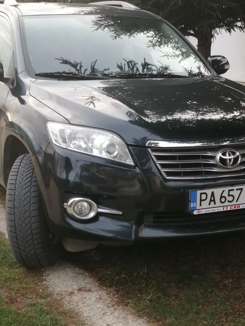 Toyota Rav4 2.2 TDI, снимка 2 - Автомобили и джипове - 48894215