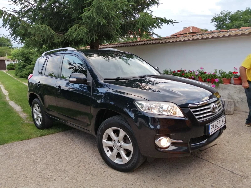 Toyota Rav4 2.2 TDI, снимка 8 - Автомобили и джипове - 48894215