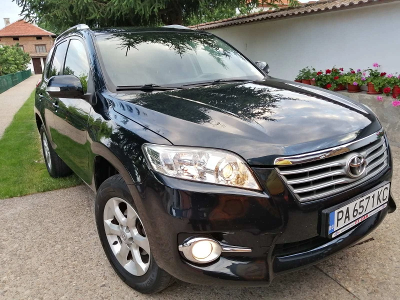 Toyota Rav4 2.2 TDI, снимка 9 - Автомобили и джипове - 48894215