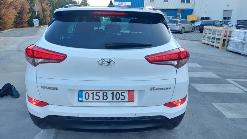 Hyundai Tucson 1.7 keyless NAVI KAMERA PANORAMA, снимка 5 - Автомобили и джипове - 49014912