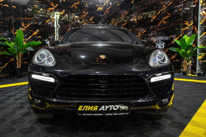 Porsche Cayenne TURBO S CARBON LED ПАНО BURM ЛИЗИНГ 100%, снимка 3 - Автомобили и джипове - 53434888