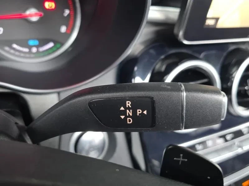 Mercedes-Benz GLC 350, снимка 9 - Автомобили и джипове - 56707357
