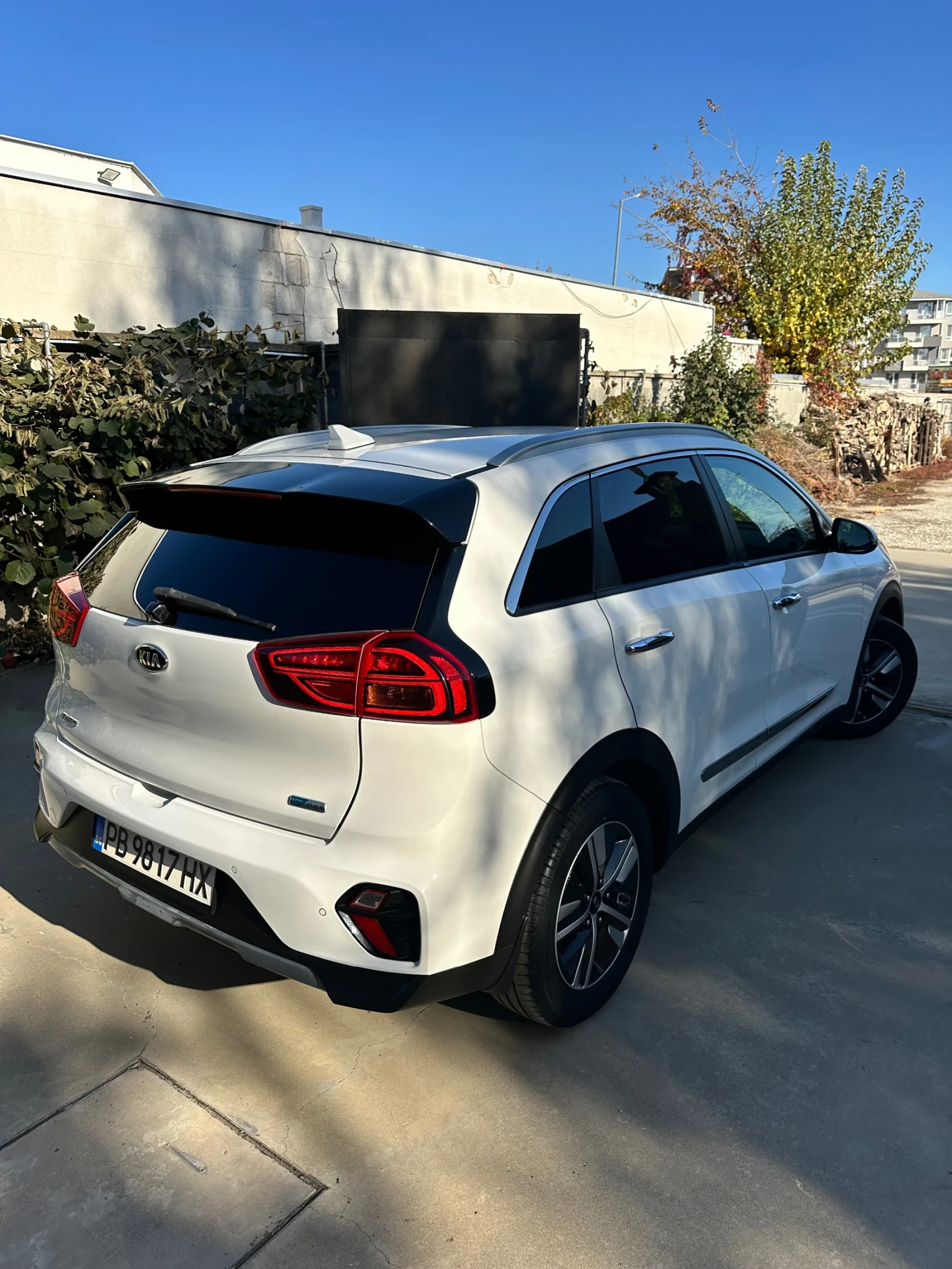 Kia Niro 1.6 plug-in hybrid 141hp - изображение 8