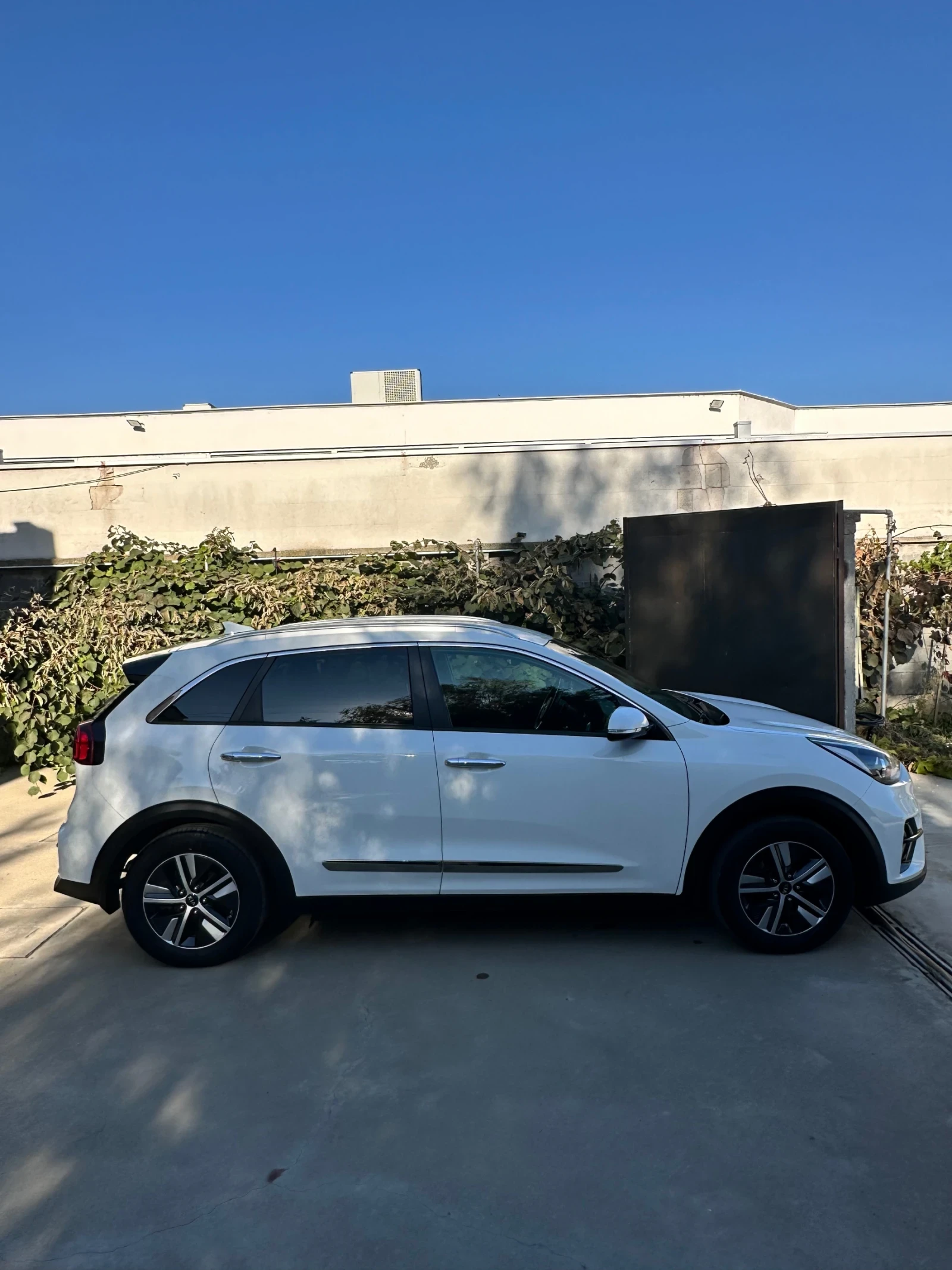 Kia Niro 1.6 plug-in hybrid 141hp - изображение 5