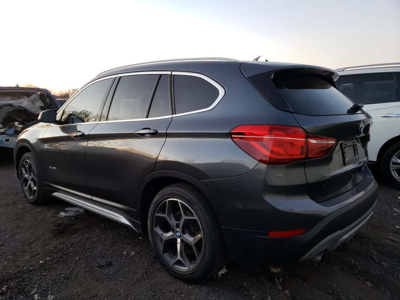 BMW X1 XDRIVE28I   - изображение 2