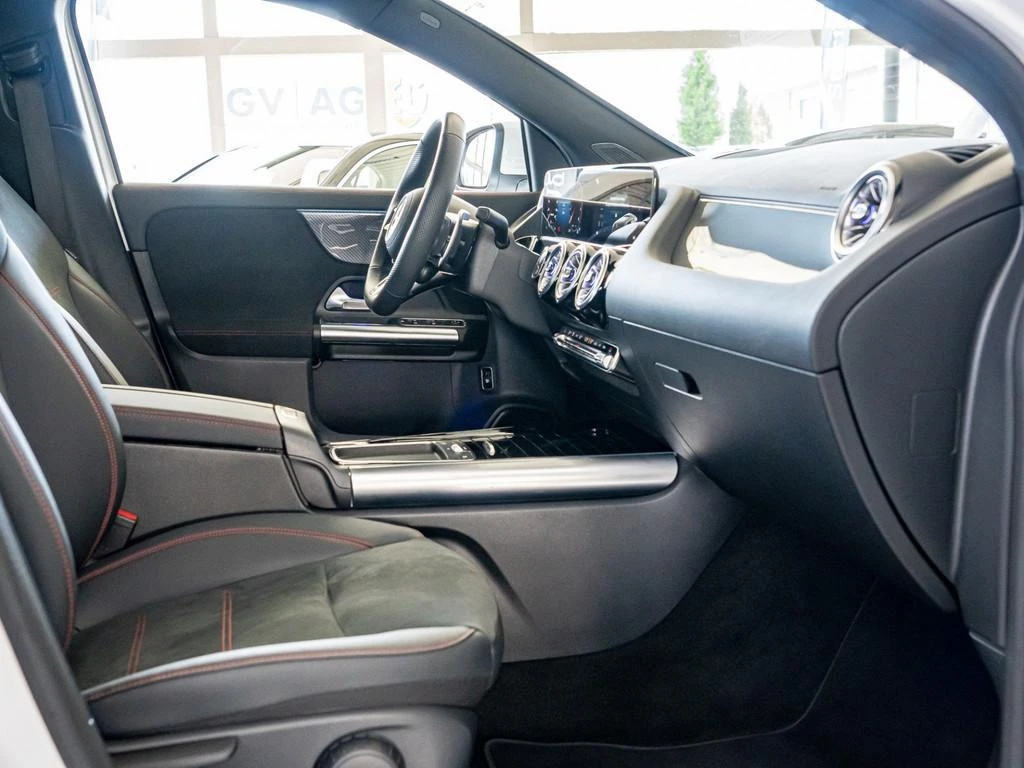 Mercedes-Benz GLA 35 AMG 4-MATIC PANORAMA MULTIBEAM CAMERA | Mobile.bg   14