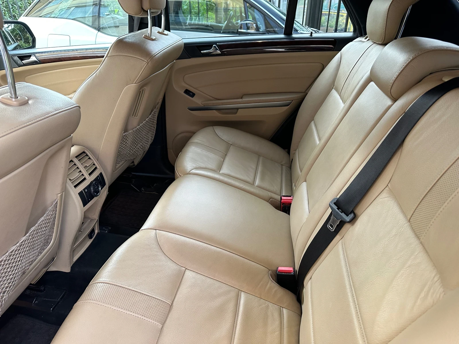 Mercedes-Benz ML 420  - изображение 3