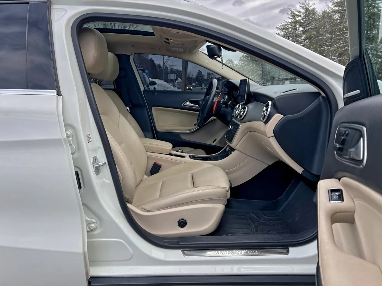 Mercedes-Benz GLA 250 | Mobile.bg   5