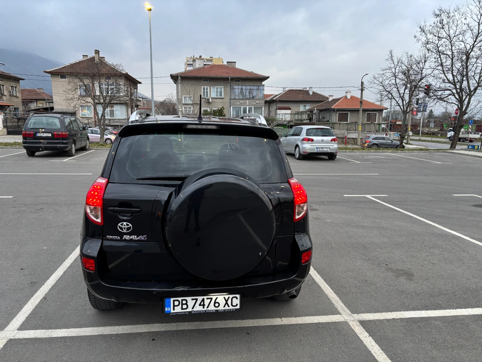 Toyota Rav4 2.2d 136кс D4D, снимка 6 - Автомобили и джипове - 53903603