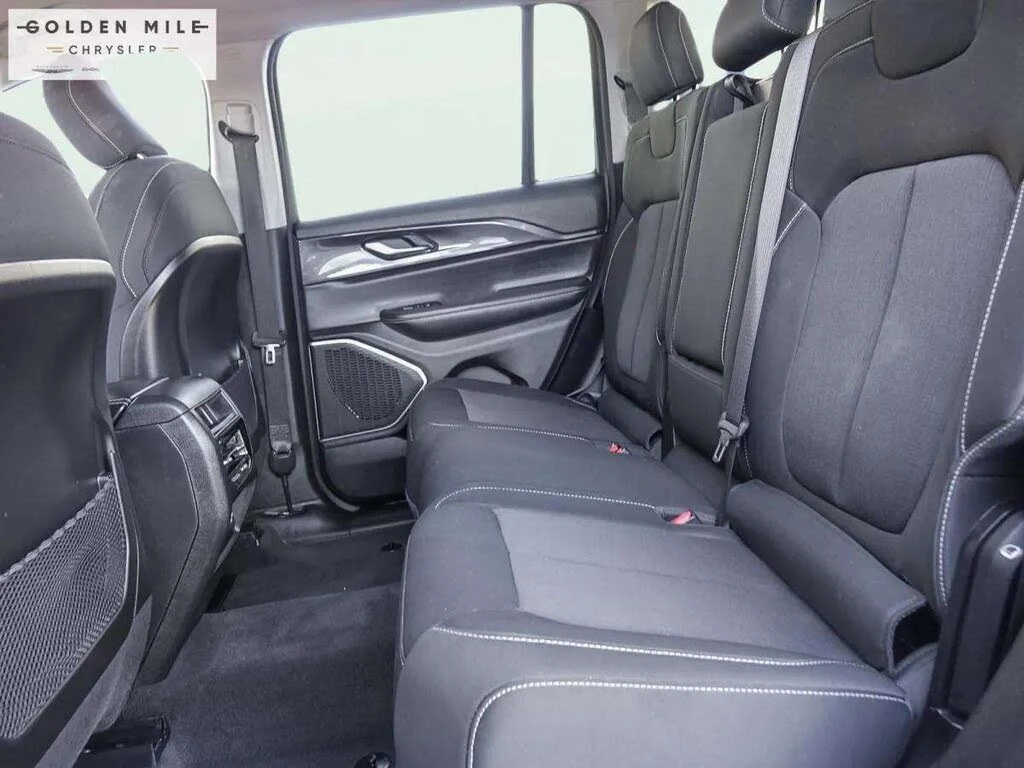 Jeep Grand cherokee * АвтоКредит * (ЦЕНА ДО БГ), снимка 17 - Автомобили и джипове - 54068923