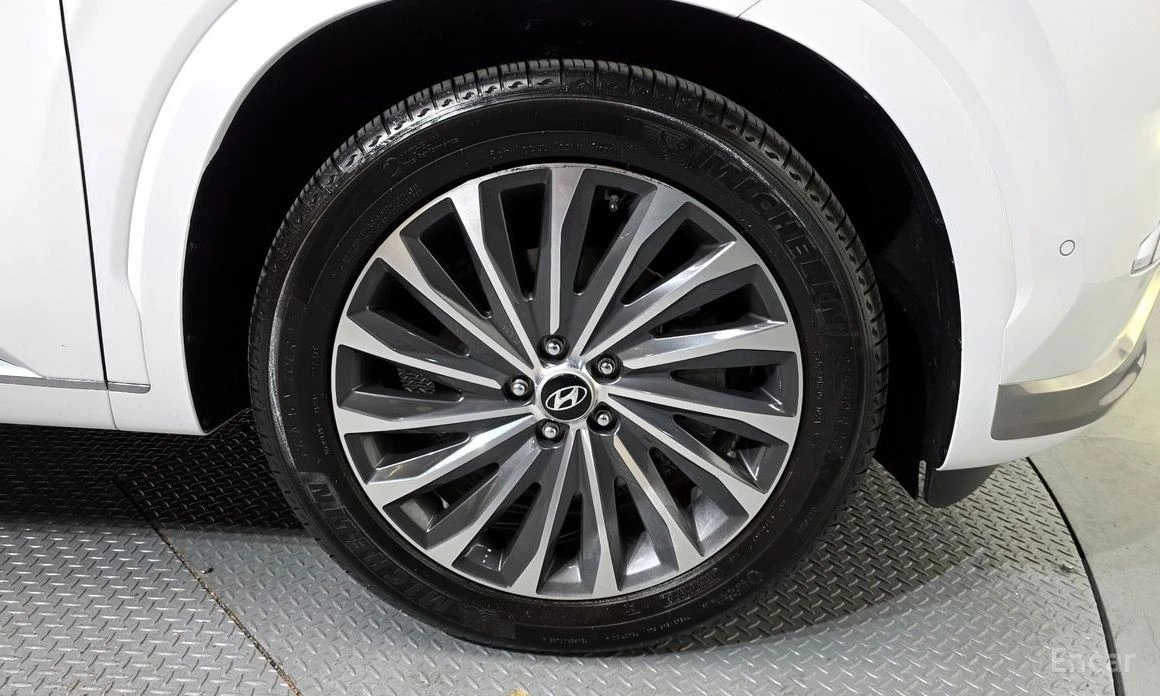 Hyundai Palisade CALLIGRAPHY* ПОДГРЕВ* ОБДУХВАНЕ* 360КАМЕРА* 7* МЕС, снимка 5 - Автомобили и джипове - 54122401