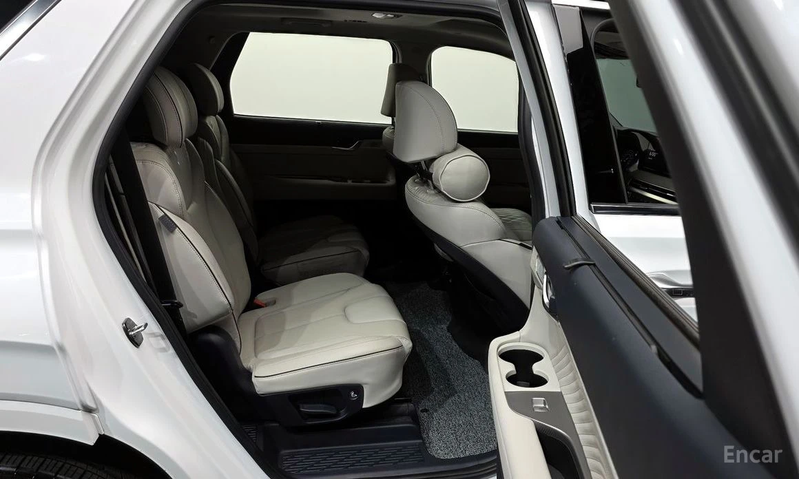 Hyundai Palisade CALLIGRAPHY* ПОДГРЕВ* ОБДУХВАНЕ* 360КАМЕРА* 7* МЕС, снимка 14 - Автомобили и джипове - 54122401