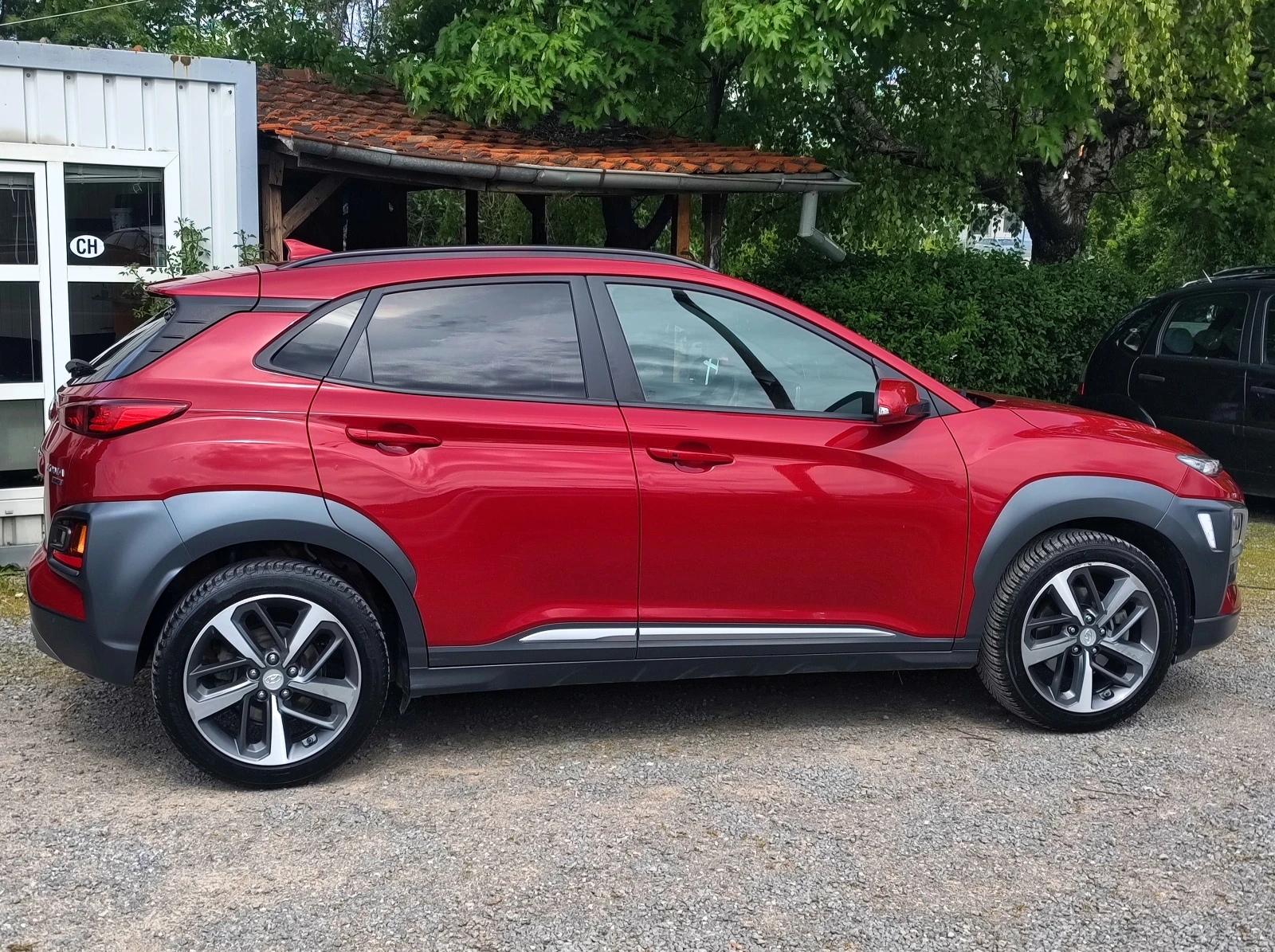 Hyundai Kona 1.6 CRDI 4x4 136hp RED Style EDITION, снимка 8 - Автомобили и джипове - 54129989