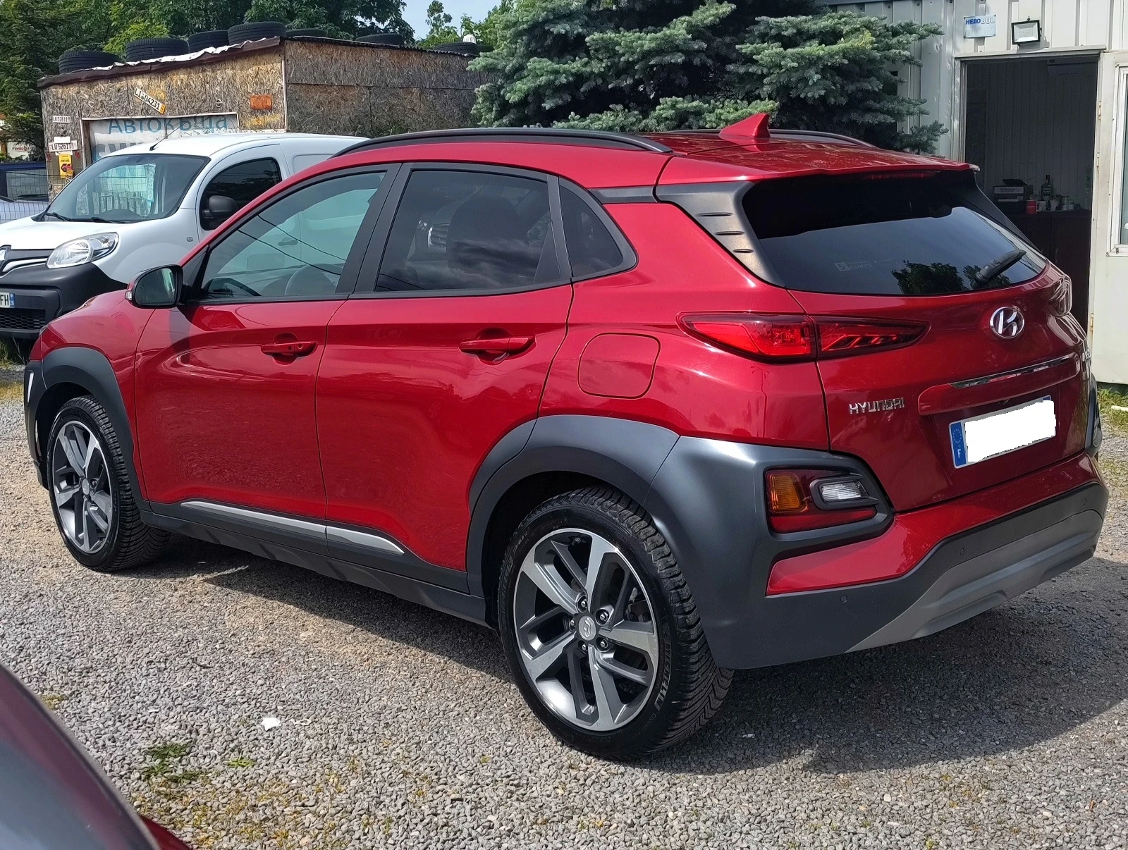 Hyundai Kona 1.6 CRDI 4x4 136hp RED Style EDITION, снимка 6 - Автомобили и джипове - 54129989