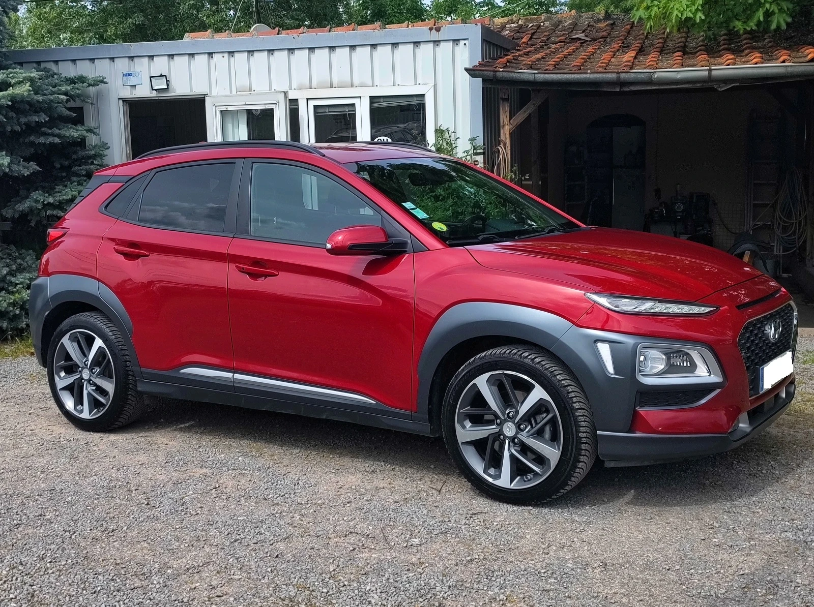 Hyundai Kona 1.6 CRDI 4x4 136hp RED Style EDITION, снимка 5 - Автомобили и джипове - 54129989