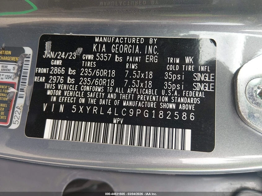 Kia Sorento 2.5l S, снимка 9 - Автомобили и джипове - 54572479
