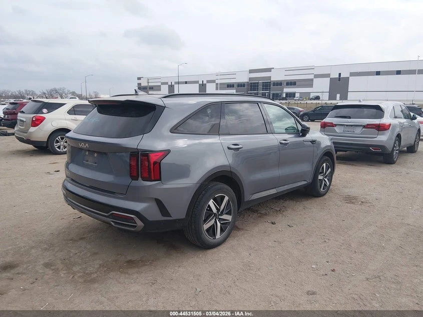 Kia Sorento 2.5l S, снимка 4 - Автомобили и джипове - 54572479