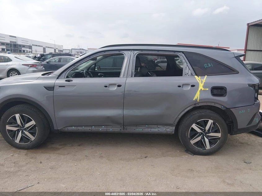 Kia Sorento 2.5l S, снимка 6 - Автомобили и джипове - 54572479