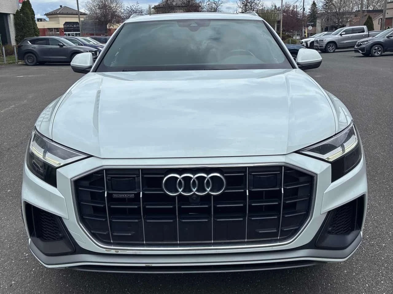 Audi Q8 /360/DISTRONIC/ОБДУХВАНЕ/АВТОКРЕДИТ, снимка 6 - Автомобили и джипове - 54615017