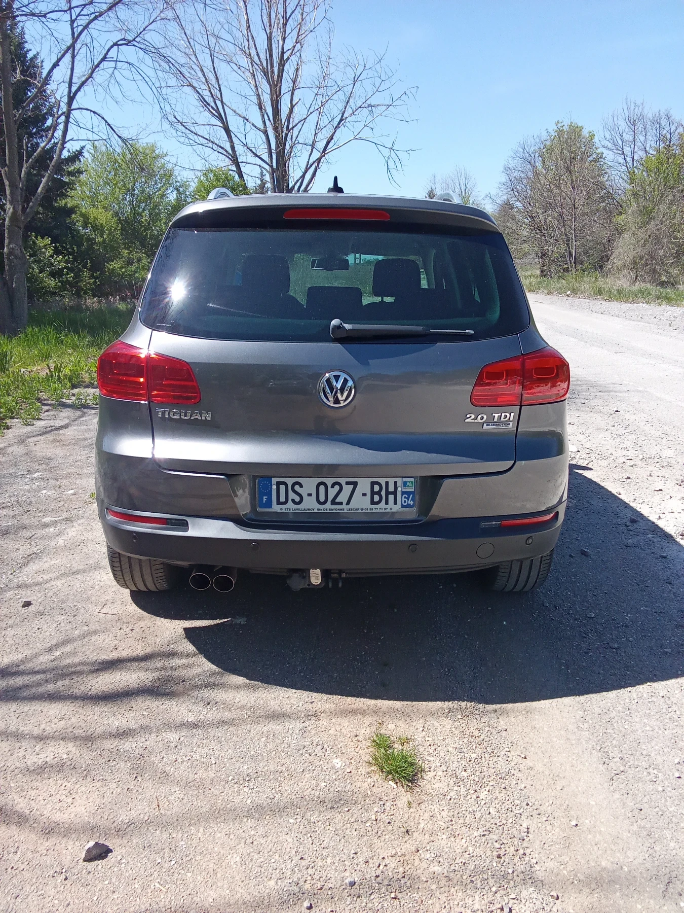 VW Tiguan 2.0TDI LOUNGE, снимка 4 - Автомобили и джипове - 54754238