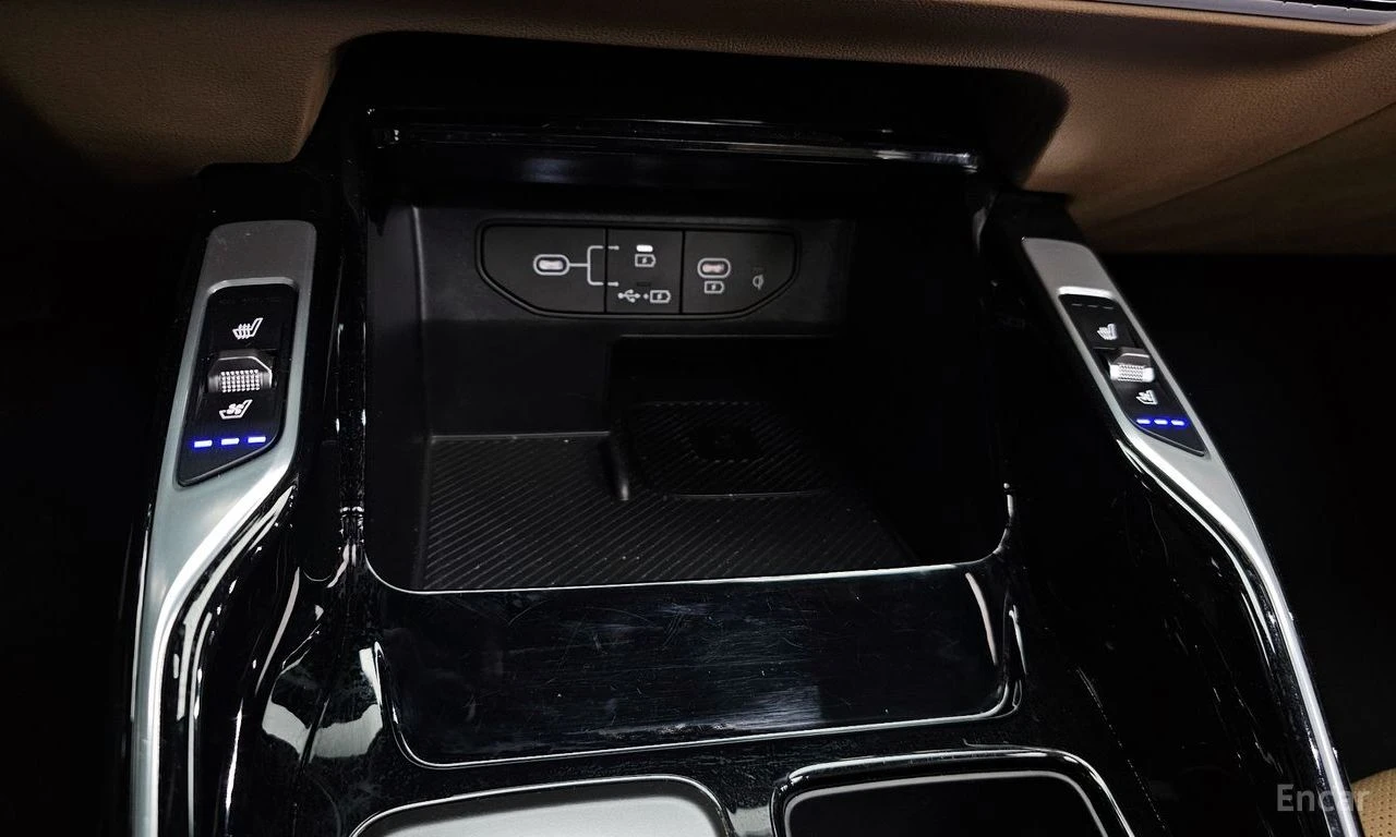 Kia Sorento 1.6* HYBRID* NOBLESSE* ПОДГРЕВ* ОБДУХВАНЕ* LANE* A, снимка 12 - Автомобили и джипове - 54822177