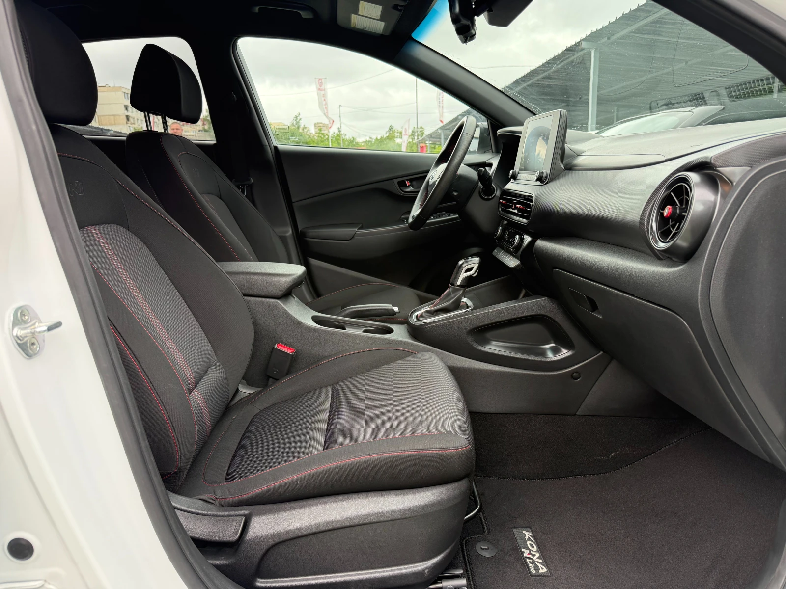 Hyundai Kona N-LINE 1.6T, AWD, снимка 8 - Автомобили и джипове - 54916498