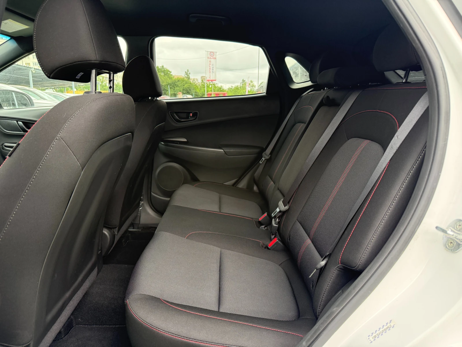 Hyundai Kona N-LINE 1.6T, AWD, снимка 9 - Автомобили и джипове - 54916498