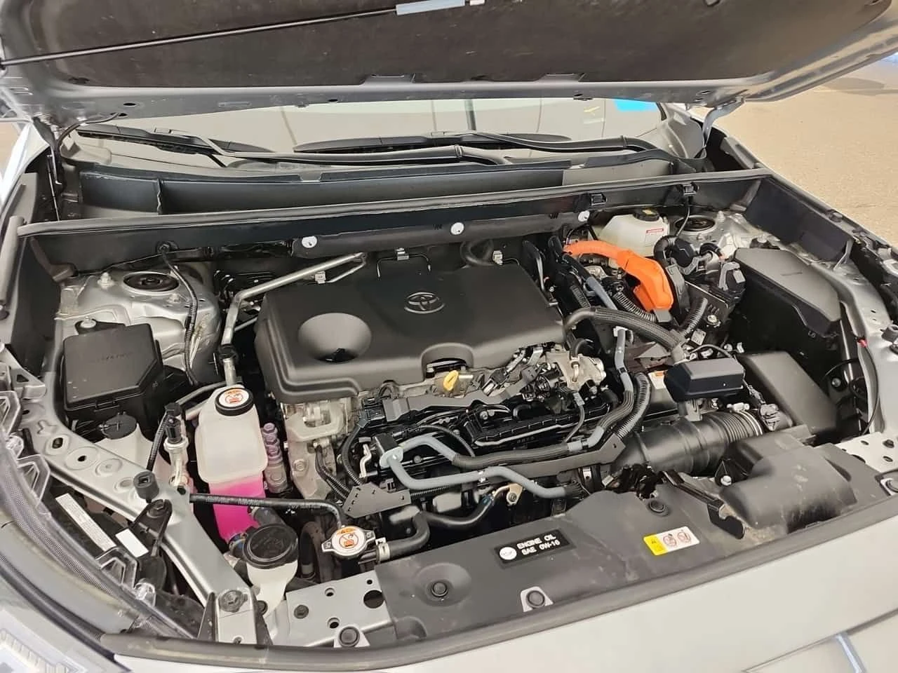 Toyota Rav4 * HYBRID XLE * АВТОКРЕДИТ* , снимка 17 - Автомобили и джипове - 55262626