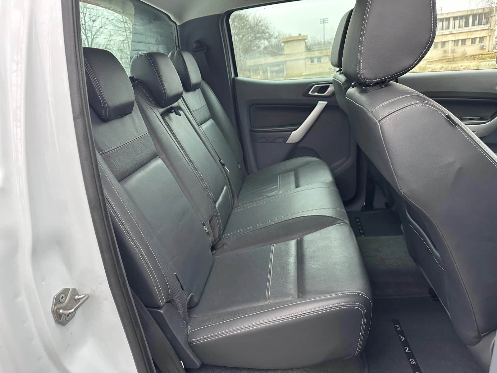 Ford Ranger 3.2 TDCI LIMITED 200к.с., снимка 14 - Автомобили и джипове - 55713470