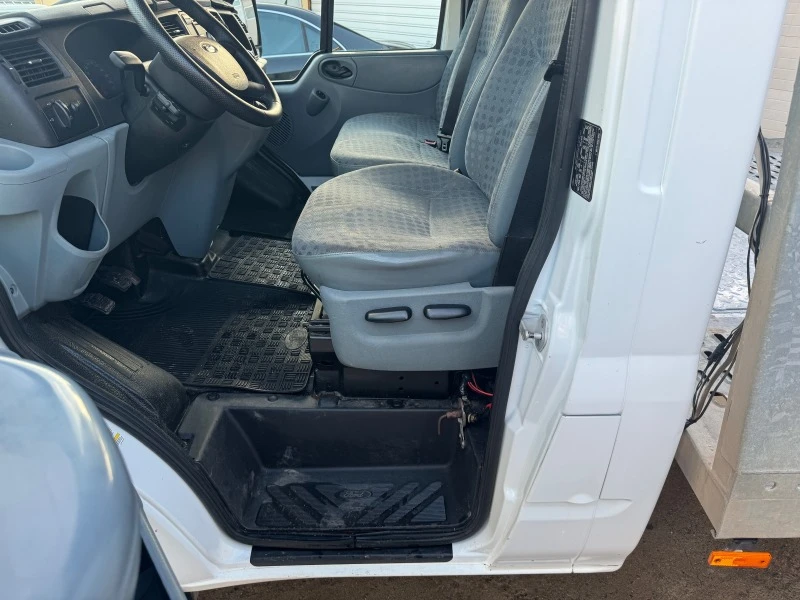 Ford Transit 2.2 CDI, снимка 12 - Бусове и автобуси - 43688366