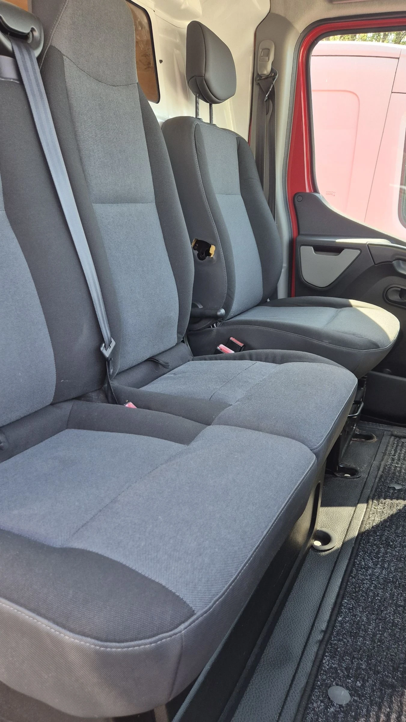 Renault Master 2300кб 125кс дизел , снимка 17 - Бусове и автобуси - 54337536