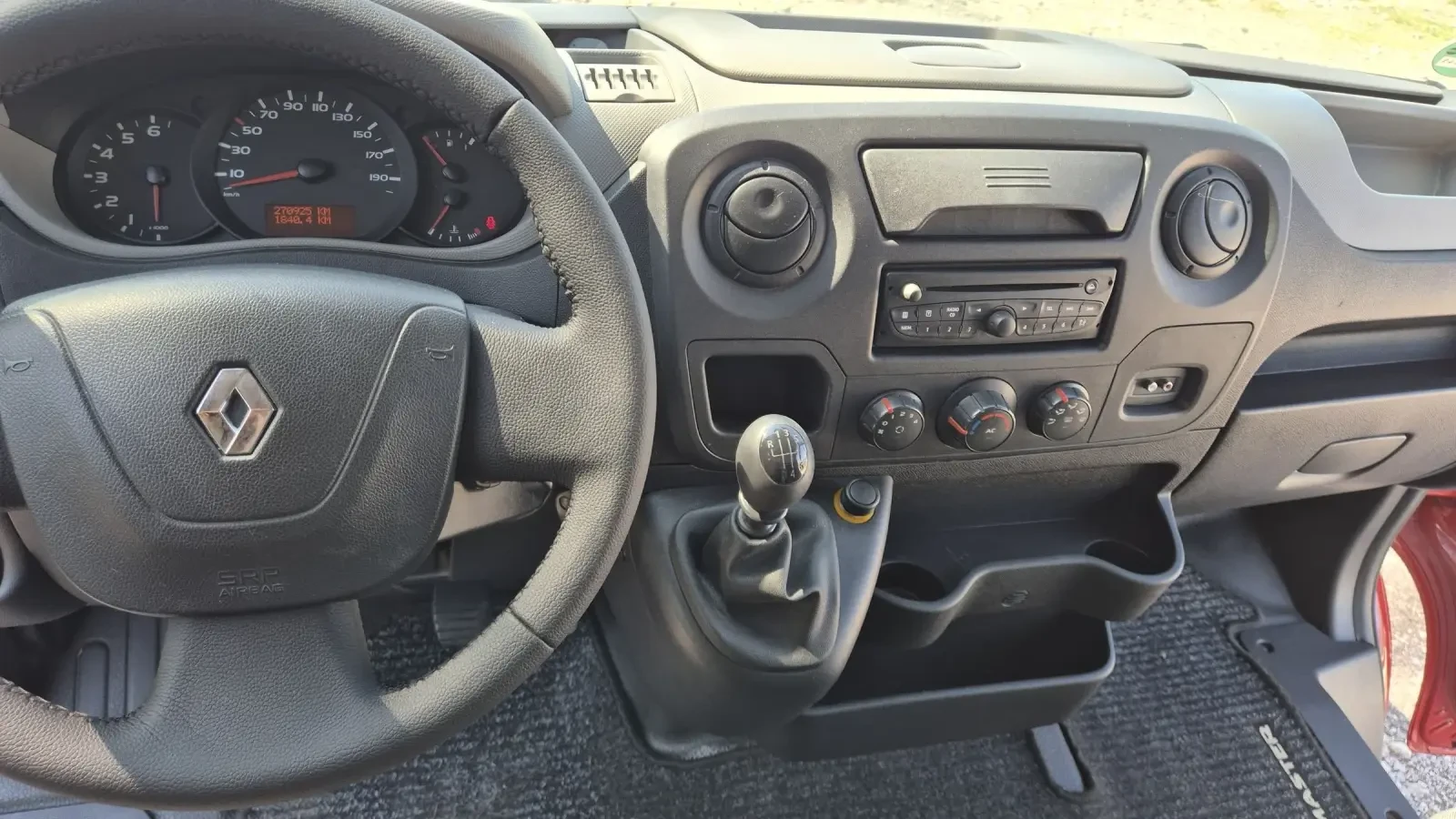 Renault Master 2300кб 125кс дизел , снимка 14 - Бусове и автобуси - 54337536