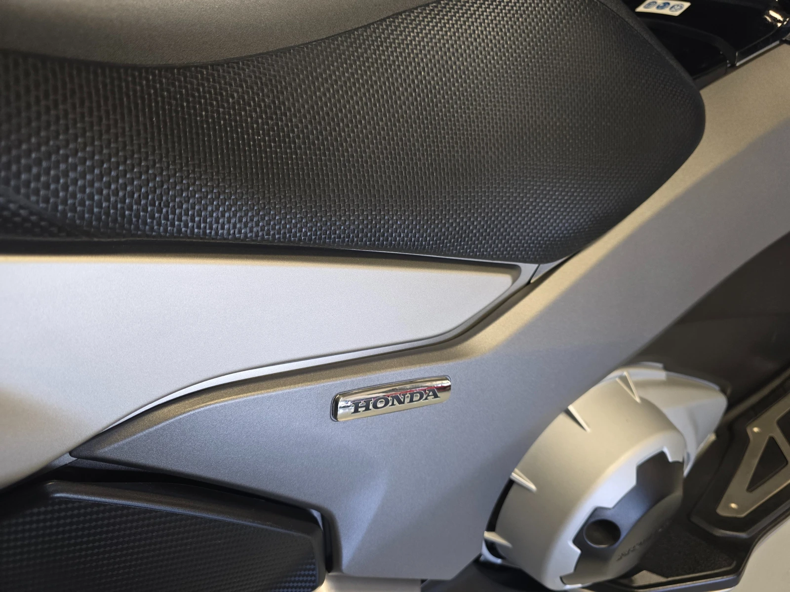 Honda Integra 750cc, ABS-DCT, 2016г., снимка 13 - Мотоциклети и мототехника - 54602255
