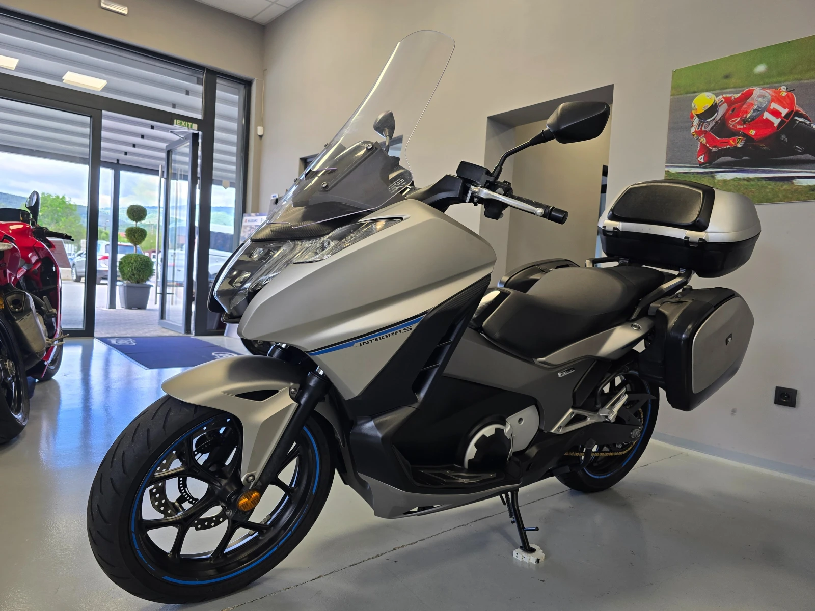 Honda Integra 750cc, ABS-DCT, 2016г., снимка 7 - Мотоциклети и мототехника - 54602255
