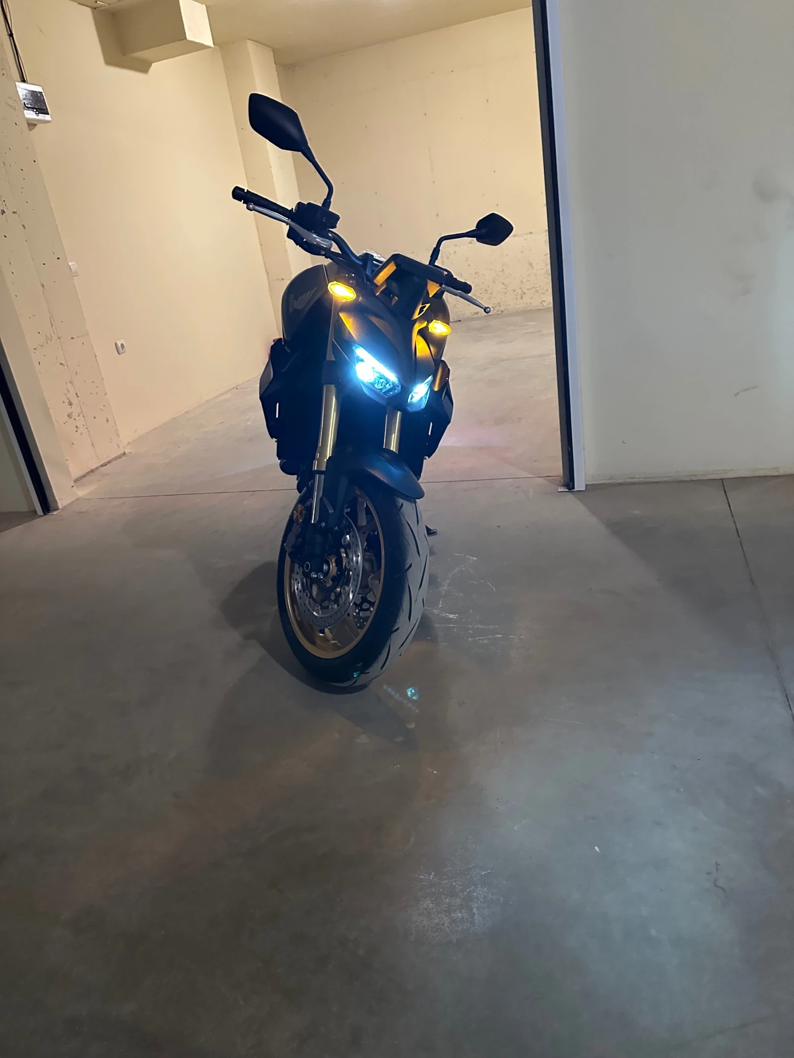 Honda Hornet, снимка 7 - Мотоциклети и мототехника - 55672536
