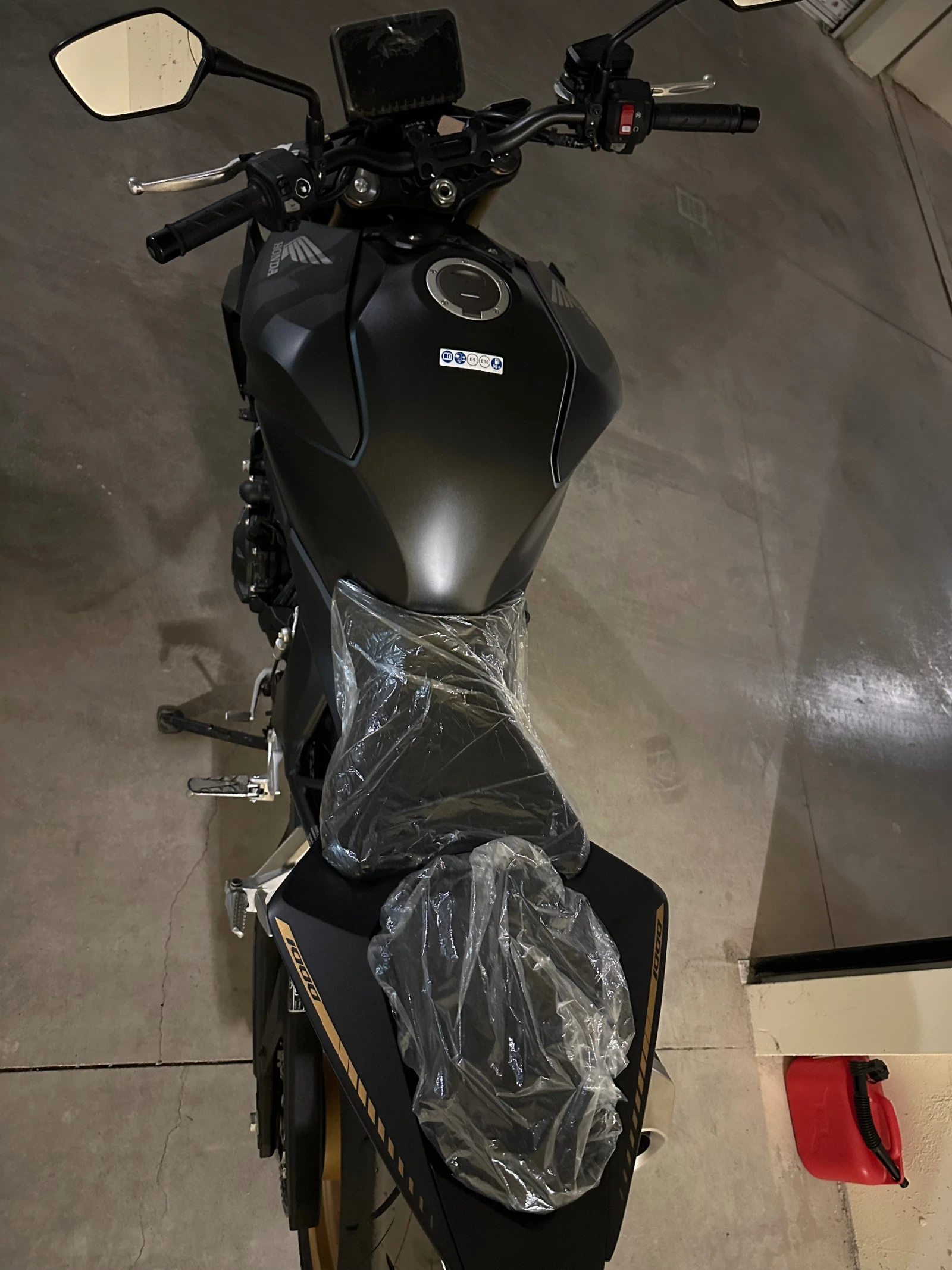 Honda Hornet, снимка 3 - Мотоциклети и мототехника - 55672536