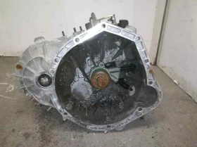 Скоростна кутия за Mercedes Vito V - 2.2cdi W638, снимка 1