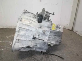 Скоростна кутия за Mercedes Vito V - 2.2cdi W638, снимка 3