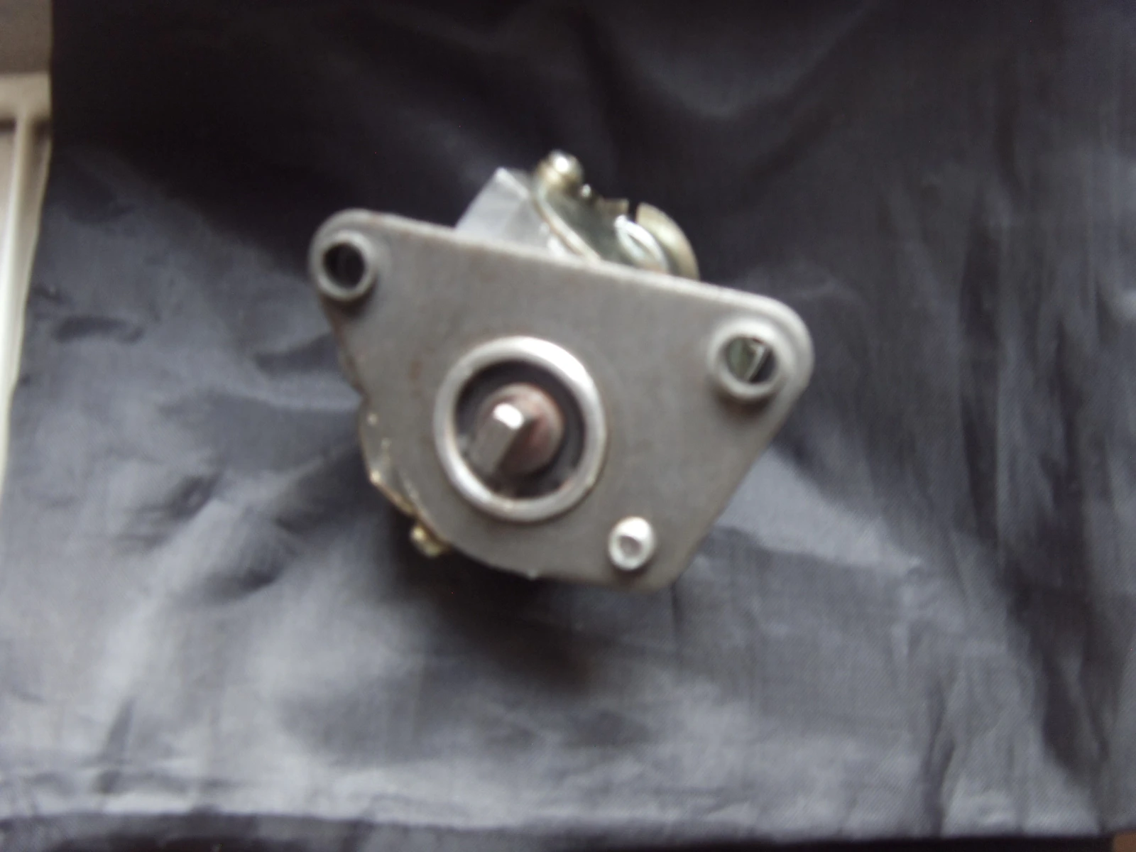      2  50 . | Mobile.bg   3