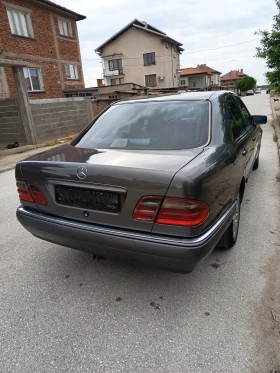 Mercedes-Benz E 290, снимка 3