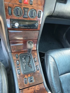 Mercedes-Benz E 290, снимка 6