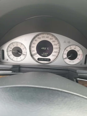 Mercedes-Benz E 320 W211 3.2 4matik ГАЗ-БЕНЗИН, снимка 9