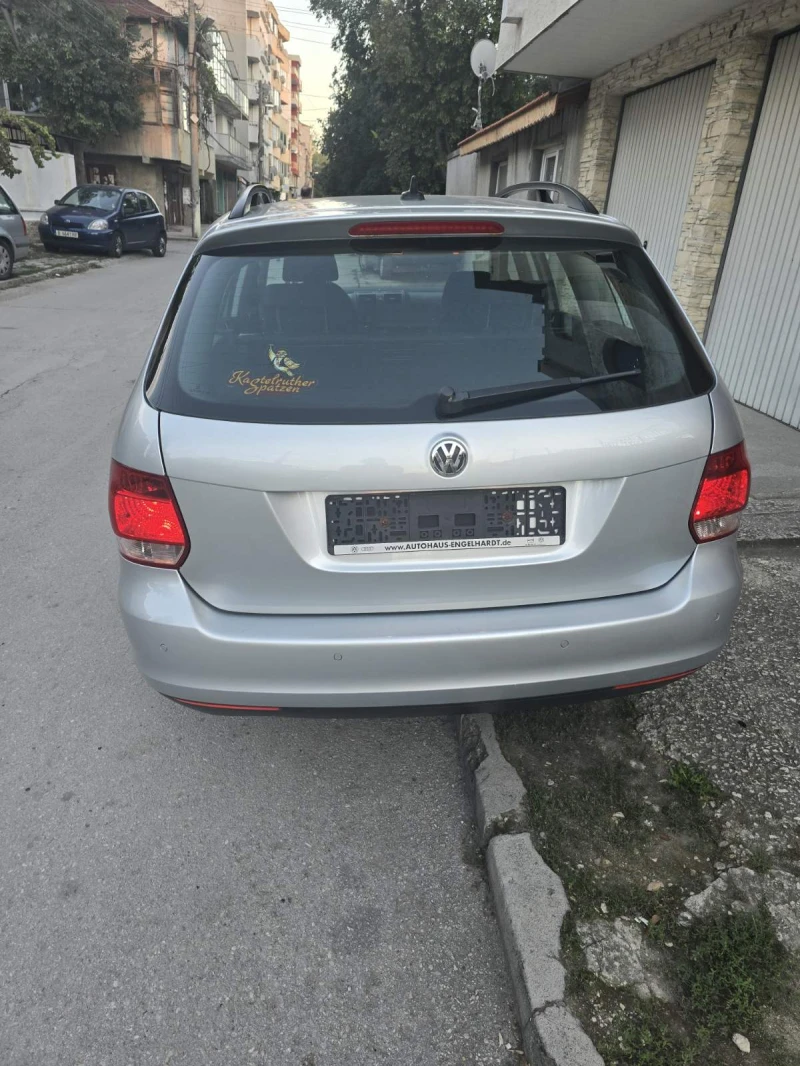 VW Golf, снимка 3 - Автомобили и джипове - 47312601