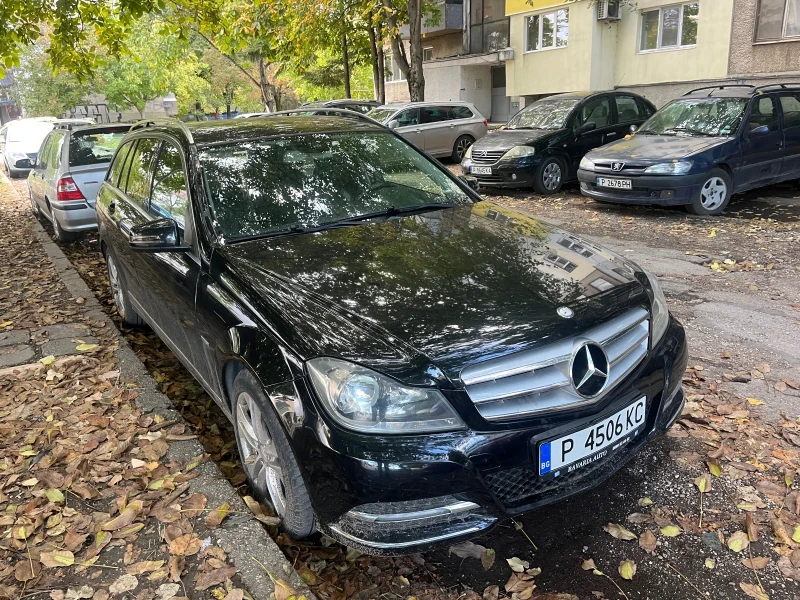 Mercedes-Benz C 220, снимка 3 - Автомобили и джипове - 47453998